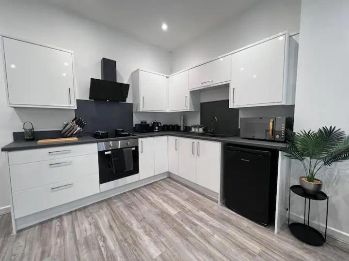 Monthly Stays Ливърпул Екстериор снимка