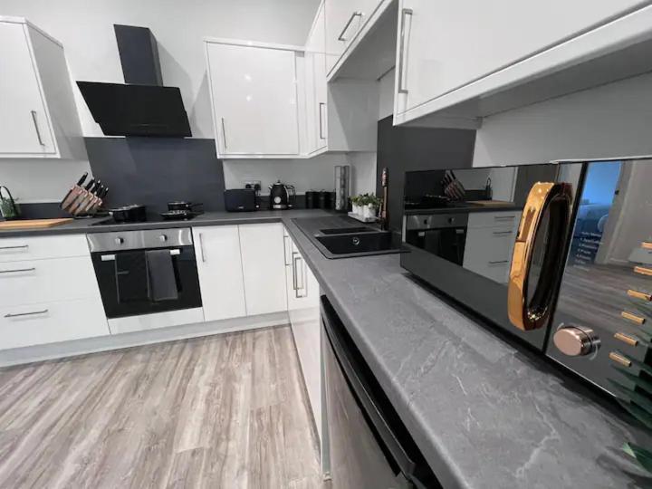 Monthly Stays Ливърпул Екстериор снимка